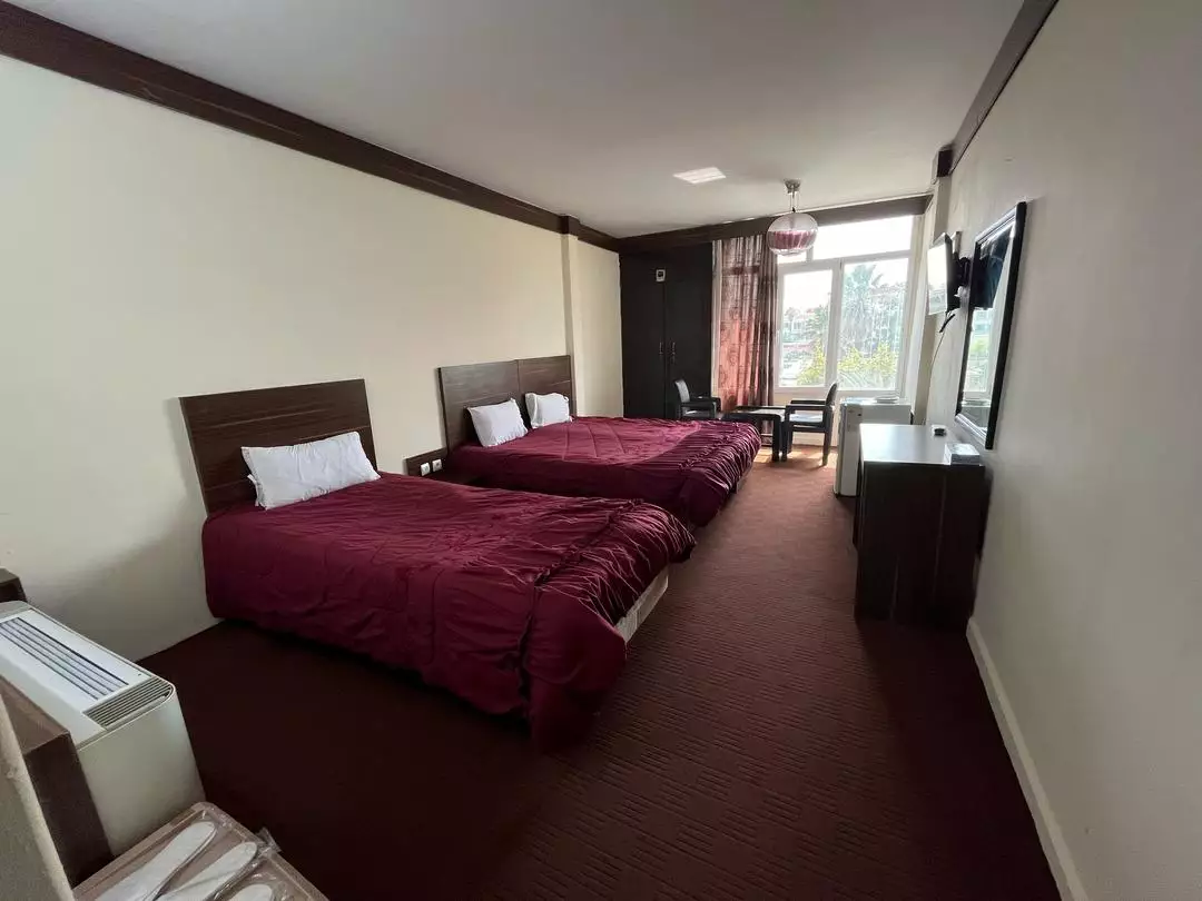 Alibaba https://cdn.alibaba.ir/ostorage/hotel-accommodation-images/687b61dda1e6f83605b73dd6_تریپل محوطه (1).webp